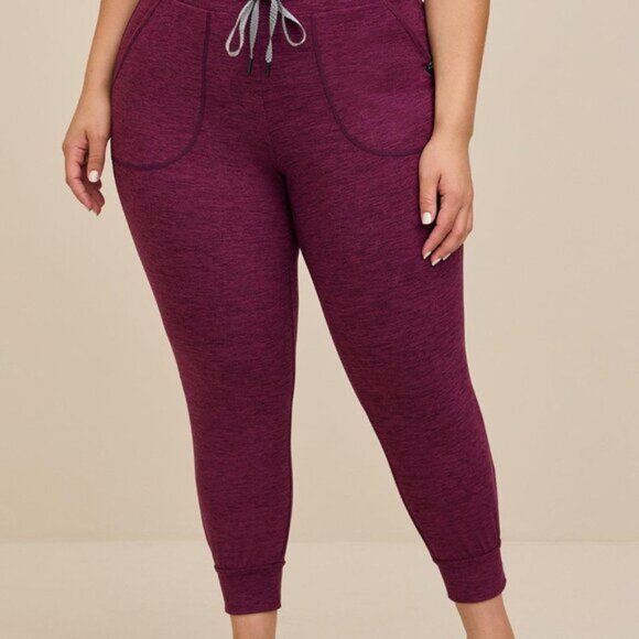 Torrid Purple Happy Camper Jogger Super Soft Performance Jersey Crop Size 3 NWOT - Picture 2 of 8